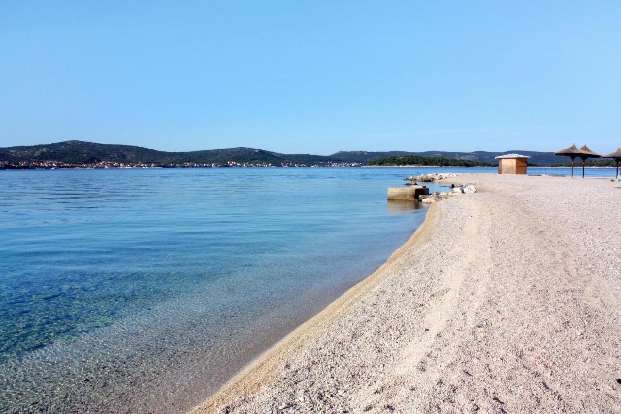 Apartments With A Parking Space Biograd Na Moru, Biograd - 5899 Bagian luar foto